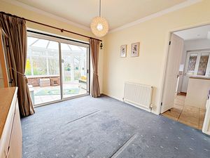 Dining Room- click for photo gallery
